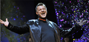 Klaus Niederhuber. Sanger. Entertainer. Band aus Linz.